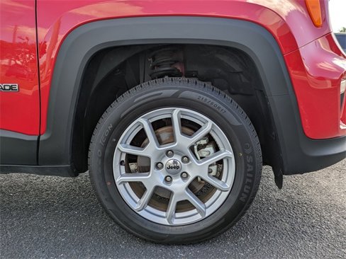 Used 2022 Jeep Renegade Sport w/ Sport Appearance Group image 11