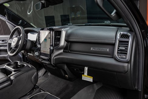 Used 2025 RAM 1500 Laramie image 18