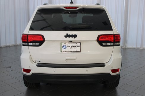 Used 2020 Jeep Grand Cherokee Laredo image 9