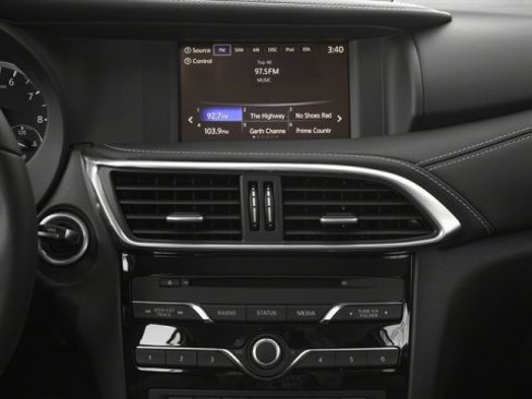 Used 2018 INFINITI QX30 image 13