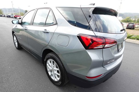 Used 2023 Chevrolet Equinox LS image 5