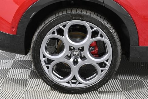 New 2024 Alfa Romeo Tonale Veloce image 29