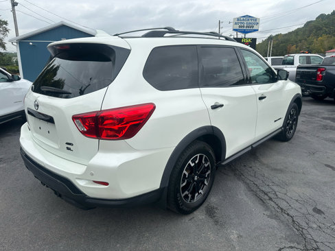 Used 2020 Nissan Pathfinder SL image 5