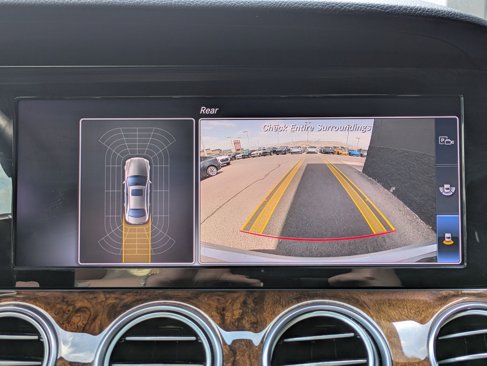 Used 2018 Mercedes-Benz E 400 4MATIC Sedan image 17