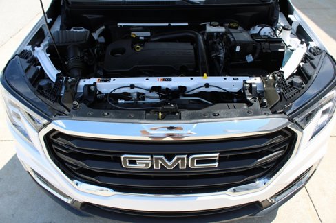 Used 2023 GMC Terrain SLE w/ Driver Convenience Package image 30