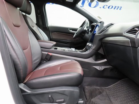Used 2022 Ford Edge Titanium w/ Equipment Group 301A image 27