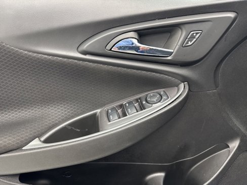 Used 2023 Chevrolet Malibu LT image 9