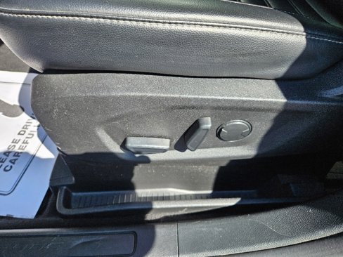 Used 2023 Ford Edge SEL image 22