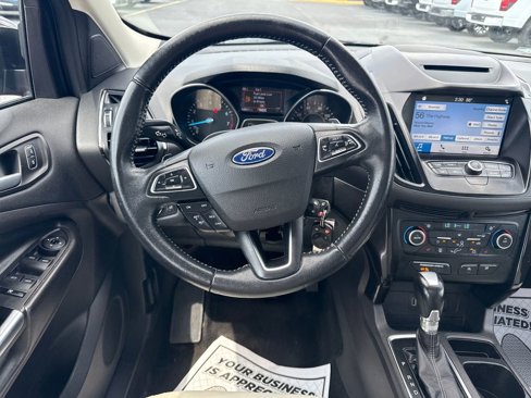 Used 2018 Ford Escape SEL w/ SEL Sport Appearance Package image 19