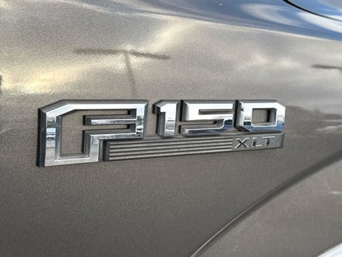 Used 2016 Ford F150 XLT w/ Equipment Group 302A Luxury image 8