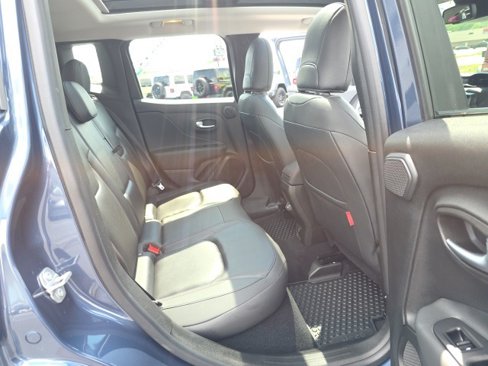 Used 2022 Jeep Renegade Trailhawk w/ Sun/Sound Group image 42
