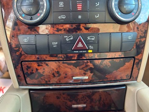 Used 2011 Mercedes-Benz ML 350 4MATIC w/ Premium 1 Pkg image 29
