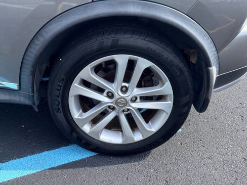 Used 2013 Nissan Juke SL w/ Chrome Pkg image 30