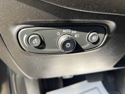 Used 2022 Chevrolet Equinox Premier image 34