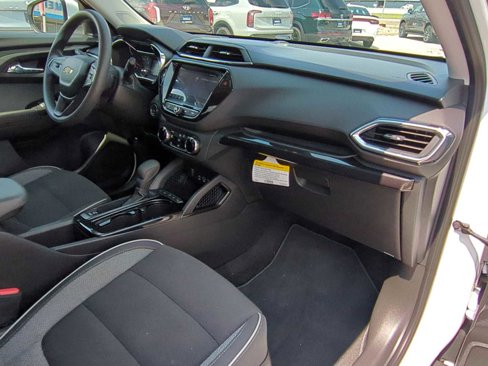 Used 2021 Chevrolet TrailBlazer LT w/ Convenience Package image 30