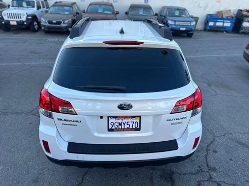 Used 2013 Subaru Outback 2.5i Limited image 15