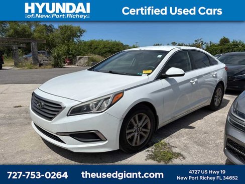 Used 2017 Hyundai Sonata SE image 1
