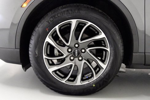 Used 2020 Lincoln Corsair AWD w/ Equipment Group 101A image 10