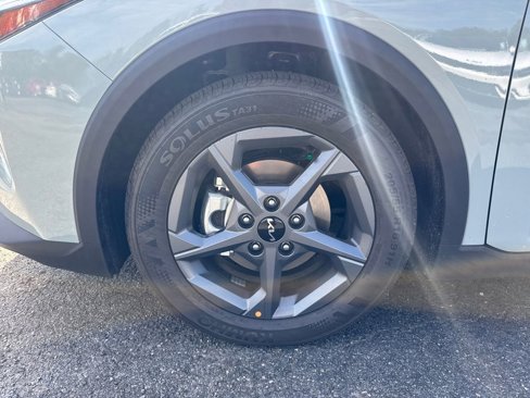 New 2025 Kia K4 LXS image 9