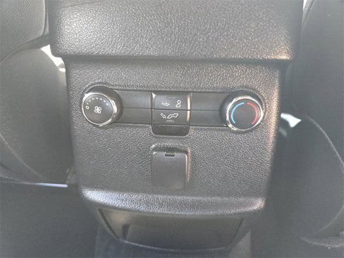 Used 2019 Ford Explorer XLT w/ Equipment Group 202A image 26