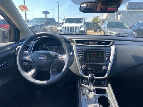 Used 2020 Nissan Murano SL w/ Moonroof Package image 14
