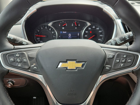 Used 2023 Chevrolet Equinox LT w/ Driver Convenience Package image 15