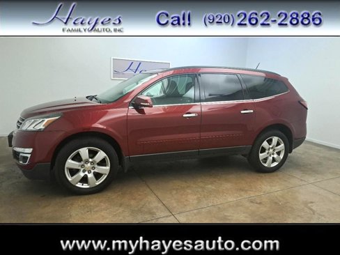 Used 2017 Chevrolet Traverse LT w/ Style and Technology Package image 1