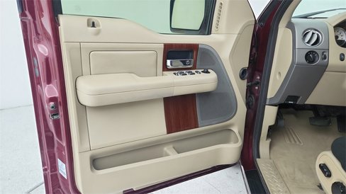 Used 2005 Ford F150 Lariat image 24