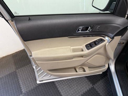 Used 2015 Ford Explorer 4WD image 15
