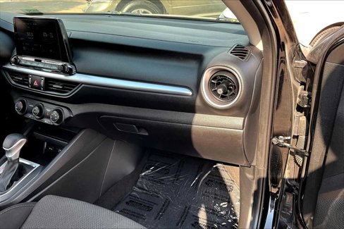 Certified 2023 Kia Forte LXS image 16
