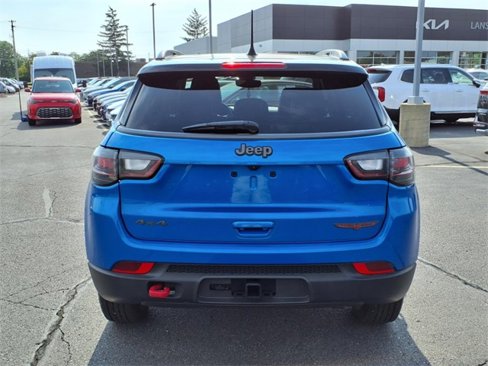 Used 2022 Jeep Compass Trailhawk w/ Trailhawk Elite Group image 6