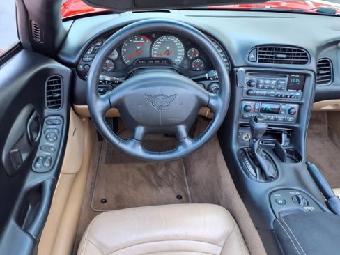 Used 2004 Chevrolet Corvette Convertible w/ Preferred Equipment Group image 15