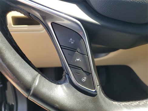 Used 2018 Cadillac XT5 Luxury w/ Driver Awareness Package image 31