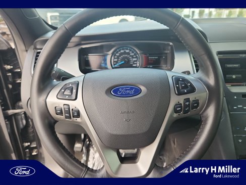 Used 2015 Ford Taurus SHO image 9