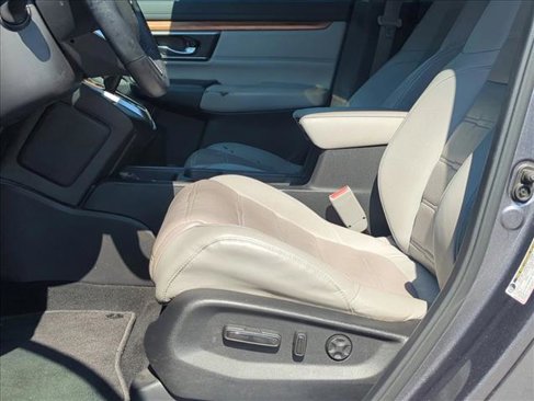 Used 2018 Honda CR-V Touring image 17