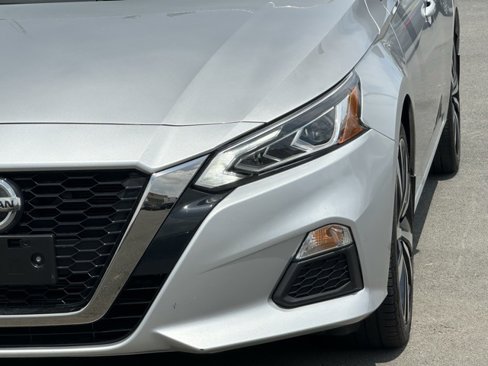 Used 2022 Nissan Altima 2.5 SR image 39