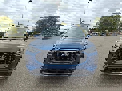 Certified 2023 Ford Escape SE image 2