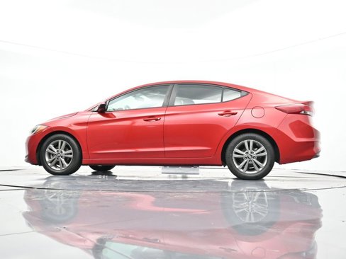 Used 2018 Hyundai Elantra SEL image 37