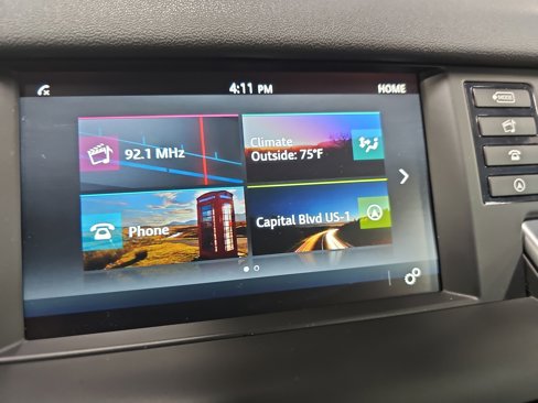 Used 2019 Land Rover Discovery Sport SE image 23