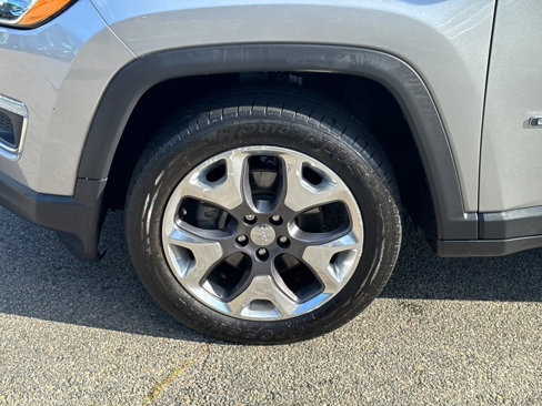 Used 2020 Jeep Compass Limited image 10