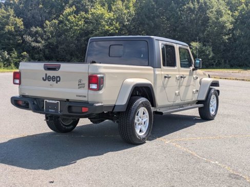 Used 2020 Jeep Gladiator Sport w/ Quick Order Package 24S image 4