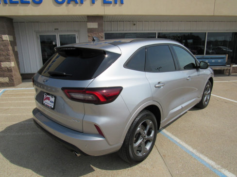 Used 2023 Ford Escape ST-Line w/ Tech Pack #1 image 5