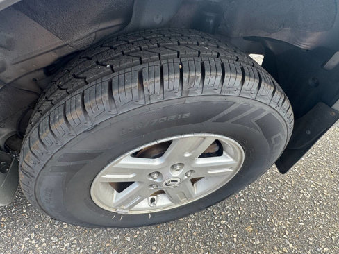 Used 2008 Mercury Mariner 4WD Hybrid image 13