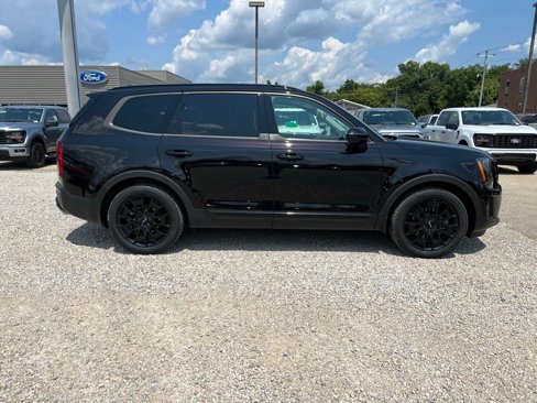 Used 2022 Kia Telluride EX w/ EX Premium Package image 9