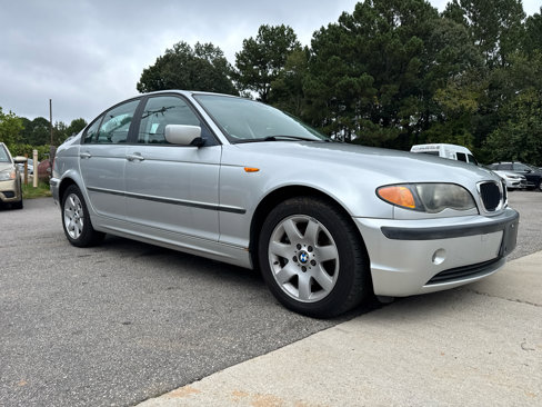Used 2003 BMW 325xi Sedan image 4
