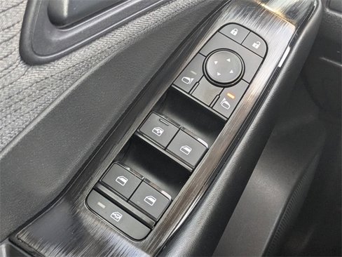 Used 2023 Nissan Rogue S image 21