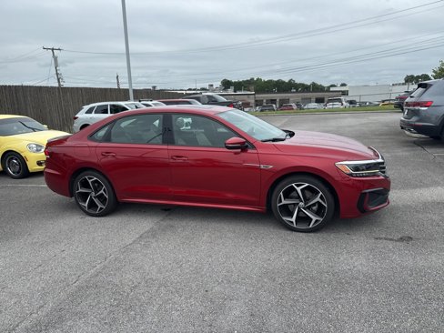Used 2021 Volkswagen Passat 2.0T R-Line w/ Luggage Net & Mats Package image 2
