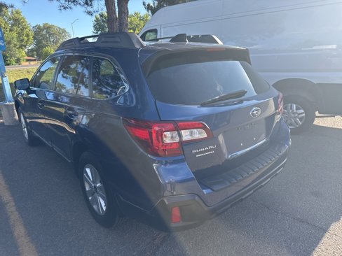 Used 2019 Subaru Outback 2.5i Premium image 9