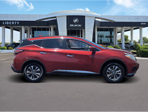 Used 2017 Nissan Murano SV image 2