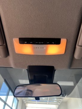 Used 2023 Nissan Kicks SR image 21
